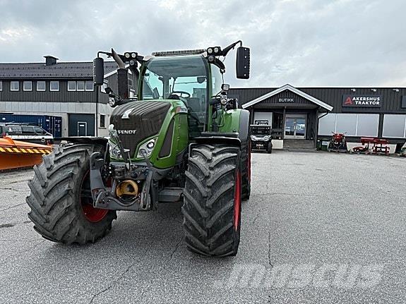 Fendt 724 VARIO Traktorji