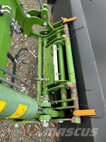 Fendt 724 VARIO Traktorji