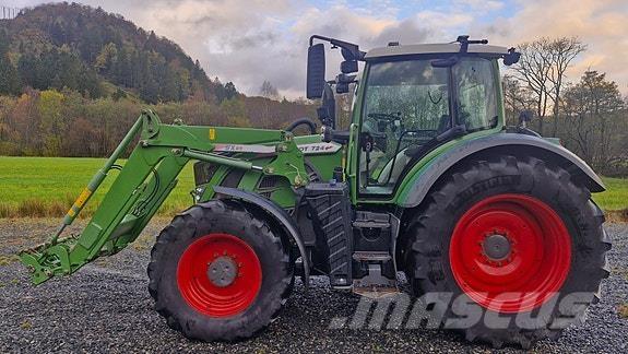 Fendt 724 Vario Traktorji