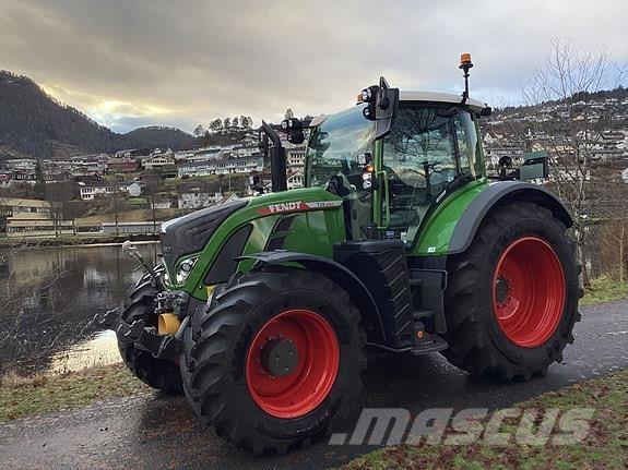Fendt 724 VARIO Traktorji