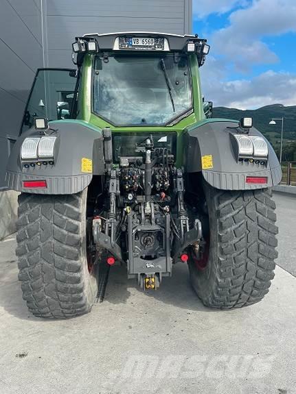 Fendt 828 Vario Traktorji
