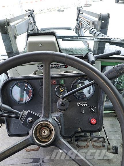 Fendt 828 Vario Traktorji
