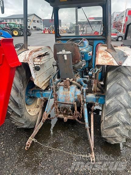 Ford 2600 Traktorji