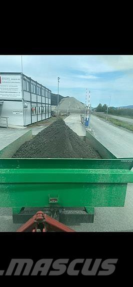 Foss-Eik  Prikolica za splošno rabo