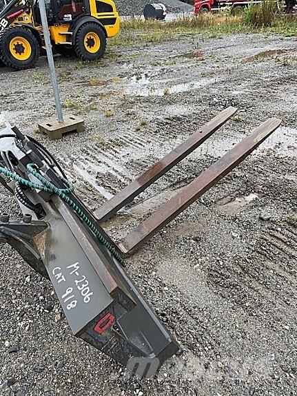 Gjerstad  Drugi stroji za cesto in sneg
