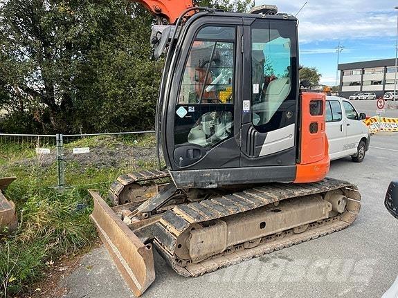 Hitachi ZX85US Mini bagri <7t