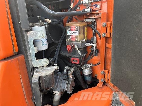 Hitachi ZX85US Mini bagri <7t