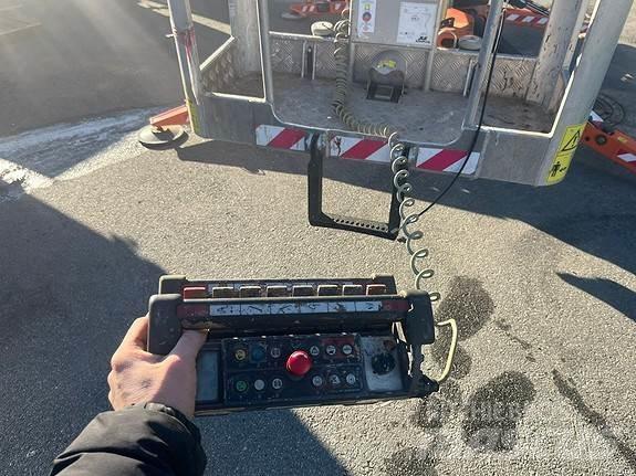 JLG X20J PLUS Druga dvigala in dvižne ploščadi