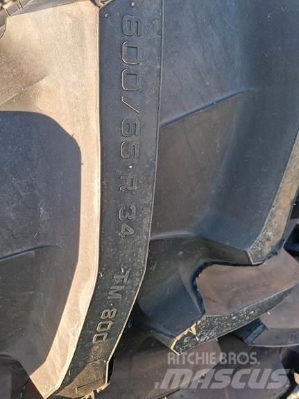 John Deere  Traktorji