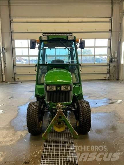 John Deere 2032R Traktorji
