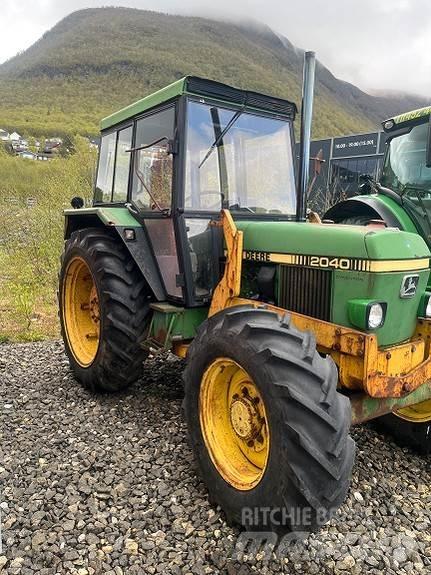 John Deere 2040 Traktorji