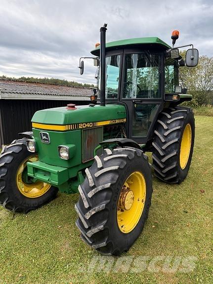 John Deere 2040 Traktorji