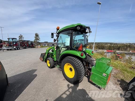 John Deere 3720 Traktorji