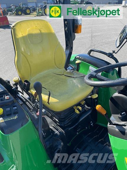 John Deere 4410 Traktorji