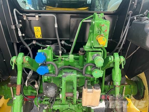John Deere 5075E Traktorji