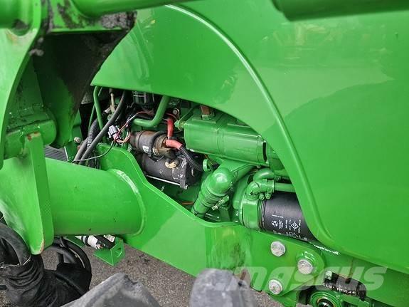 John Deere 5075E Traktorji