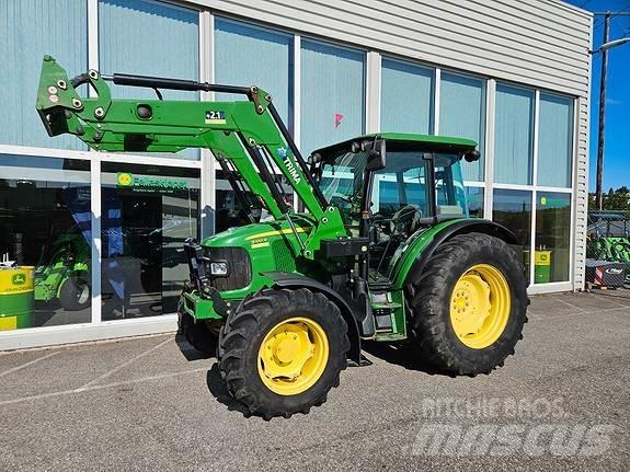 John Deere 5100R Traktorji