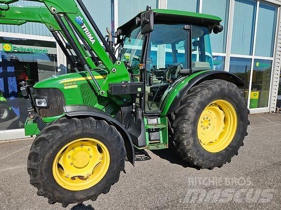John Deere 5100R Traktorji