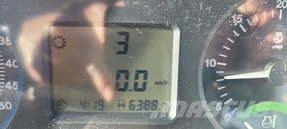 John Deere 5100R Traktorji