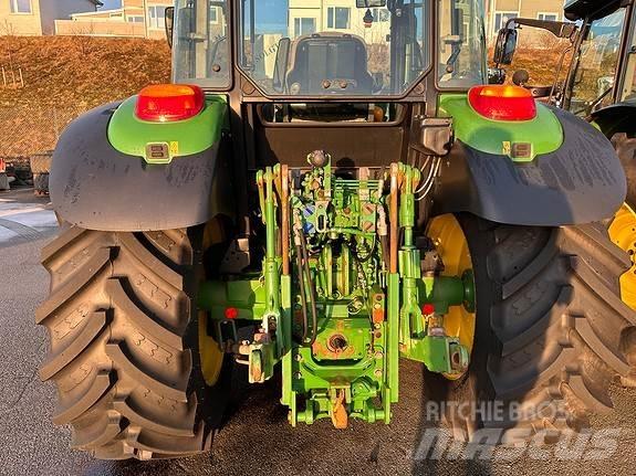 John Deere 6110MC Traktorji