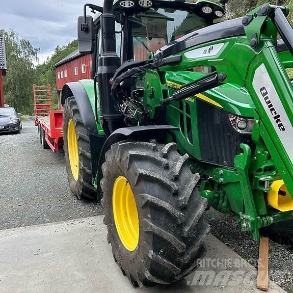 John Deere 6120M Traktorji