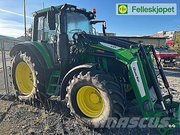 John Deere 6120M Traktorji