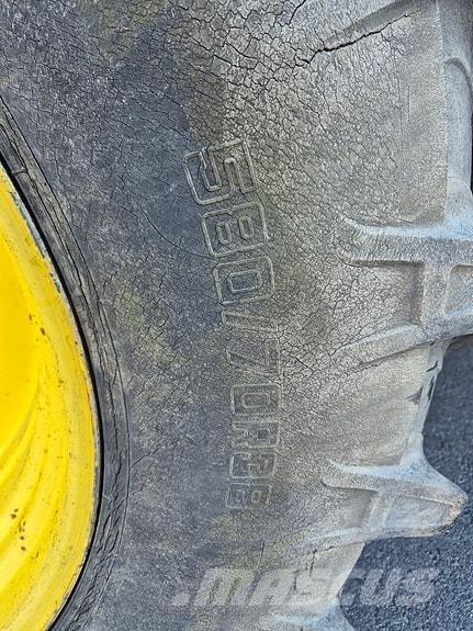 John Deere 6125R Traktorji