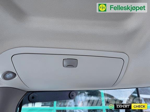 John Deere 6130R Traktorji