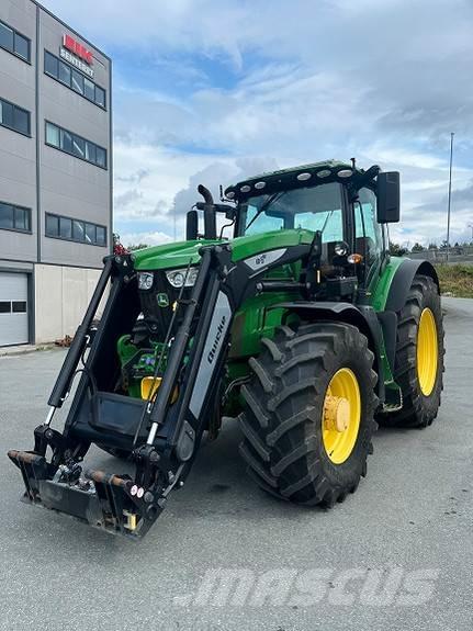 John Deere 6215 R Traktorji