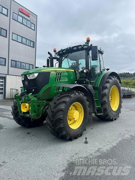 John Deere 6215R Traktorji