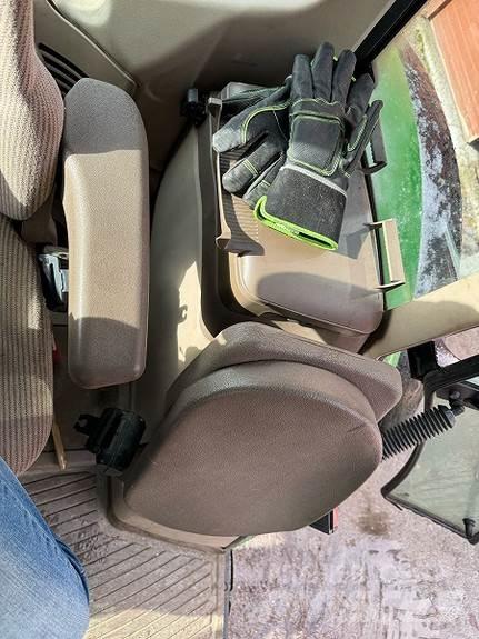 John Deere 6230 Traktorji