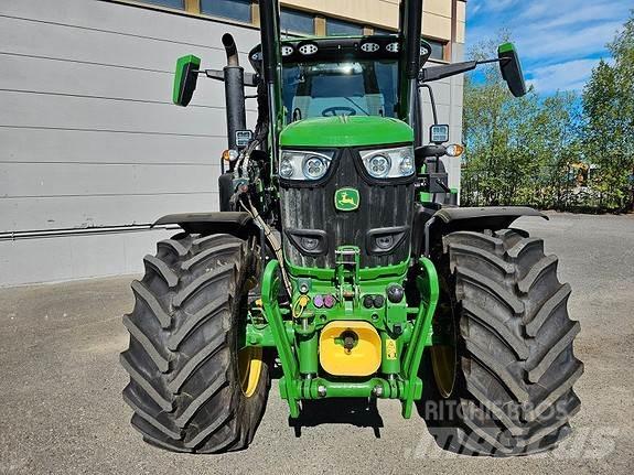 John Deere 6r215 Traktorji