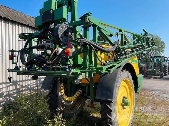 John Deere 740i Samohodne škropilnice