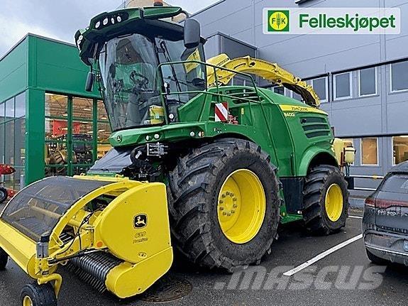 John Deere 8400 Zgrabljalniki