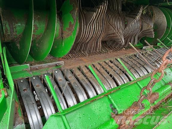 John Deere C440R Balirke (okrogle bale)