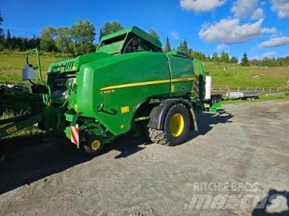 John Deere C441R Balirke (okrogle bale)