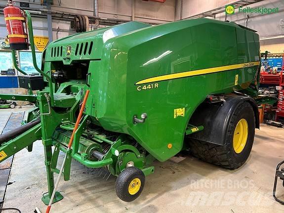 John Deere C441R Balirke (okrogle bale)