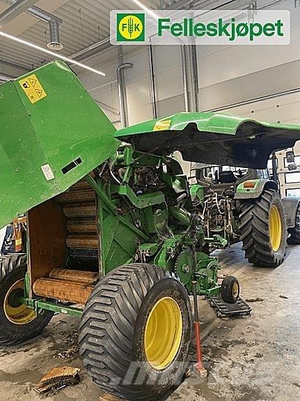 John Deere F441 Balirke (okrogle bale)