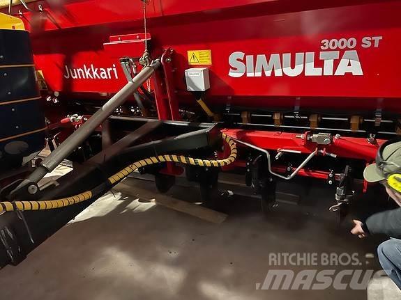 Junkkari ST3000 Trosilniki gnoja
