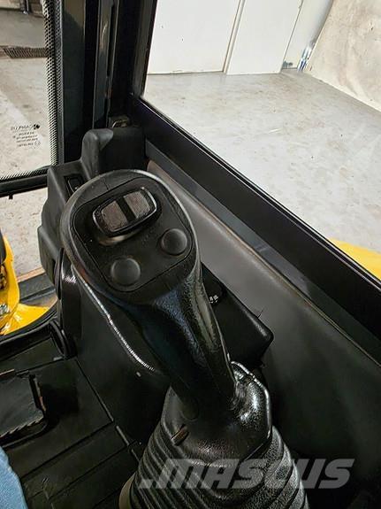 Komatsu PC26MR-3 Mini bagri <7t