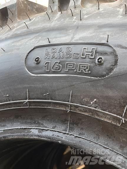 Kumho 10.00-20 Gume, kolesa in platišča