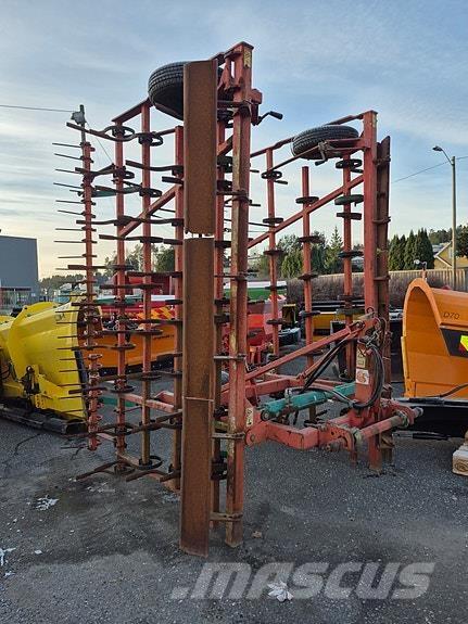 Kverneland  Ostali priključki in naprave za pripravo tal