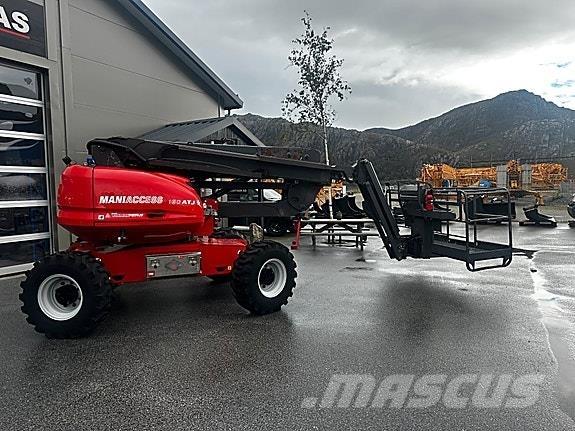 Manitou 160 Atj + 3 Druga dvigala in dvižne ploščadi