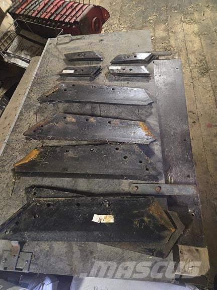 Maschio  Obračalni plugi