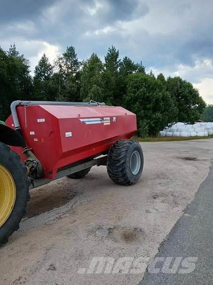 Moi GB-8 Trosilniki mineralnega gnojila