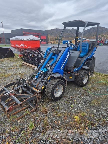 Multione SD 6.3 Skid steer mini nakladalci