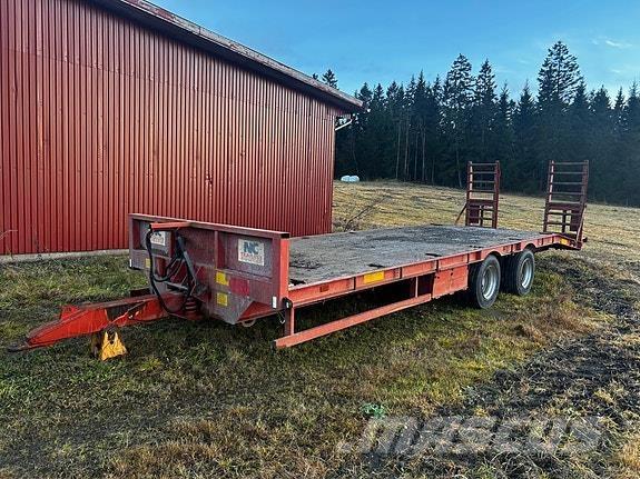 NC T18-40 Prikolica za splošno rabo