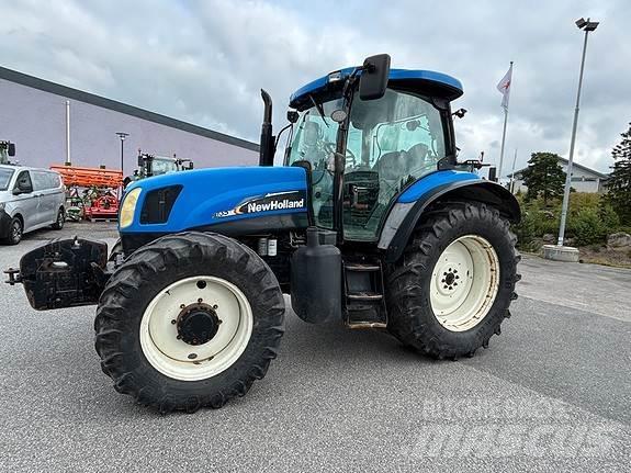 New Holland TS135A Traktorji
