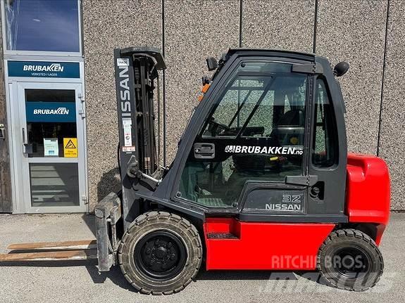 Nissan DF32 14436 Dizelski viličarji