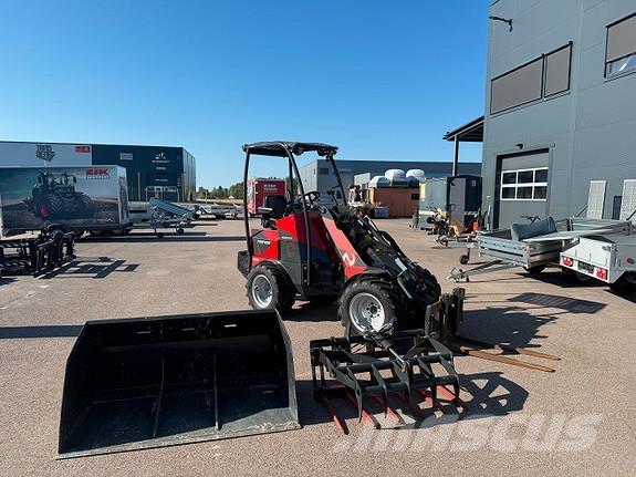 Norcar A7035 Skid steer mini nakladalci